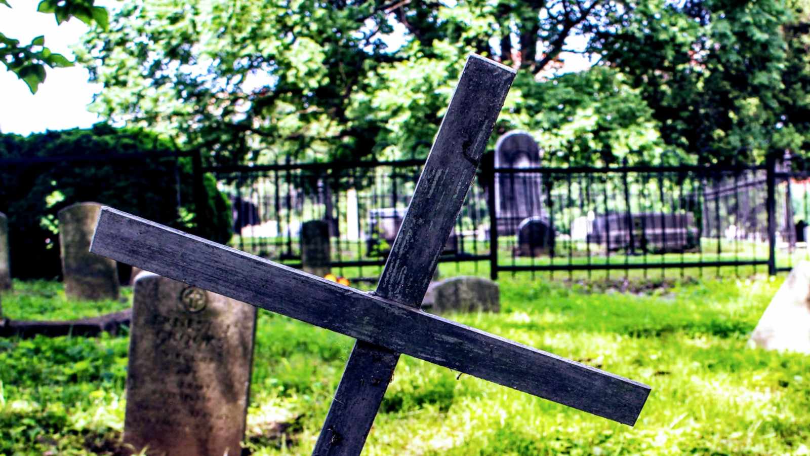 tablice nagrobkowe z plexi