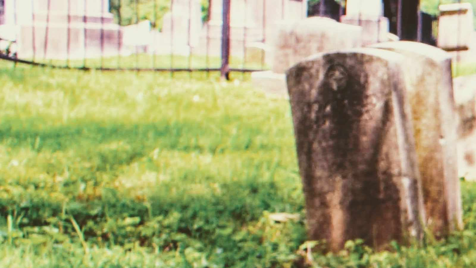 tablice nagrobkowe z plexi