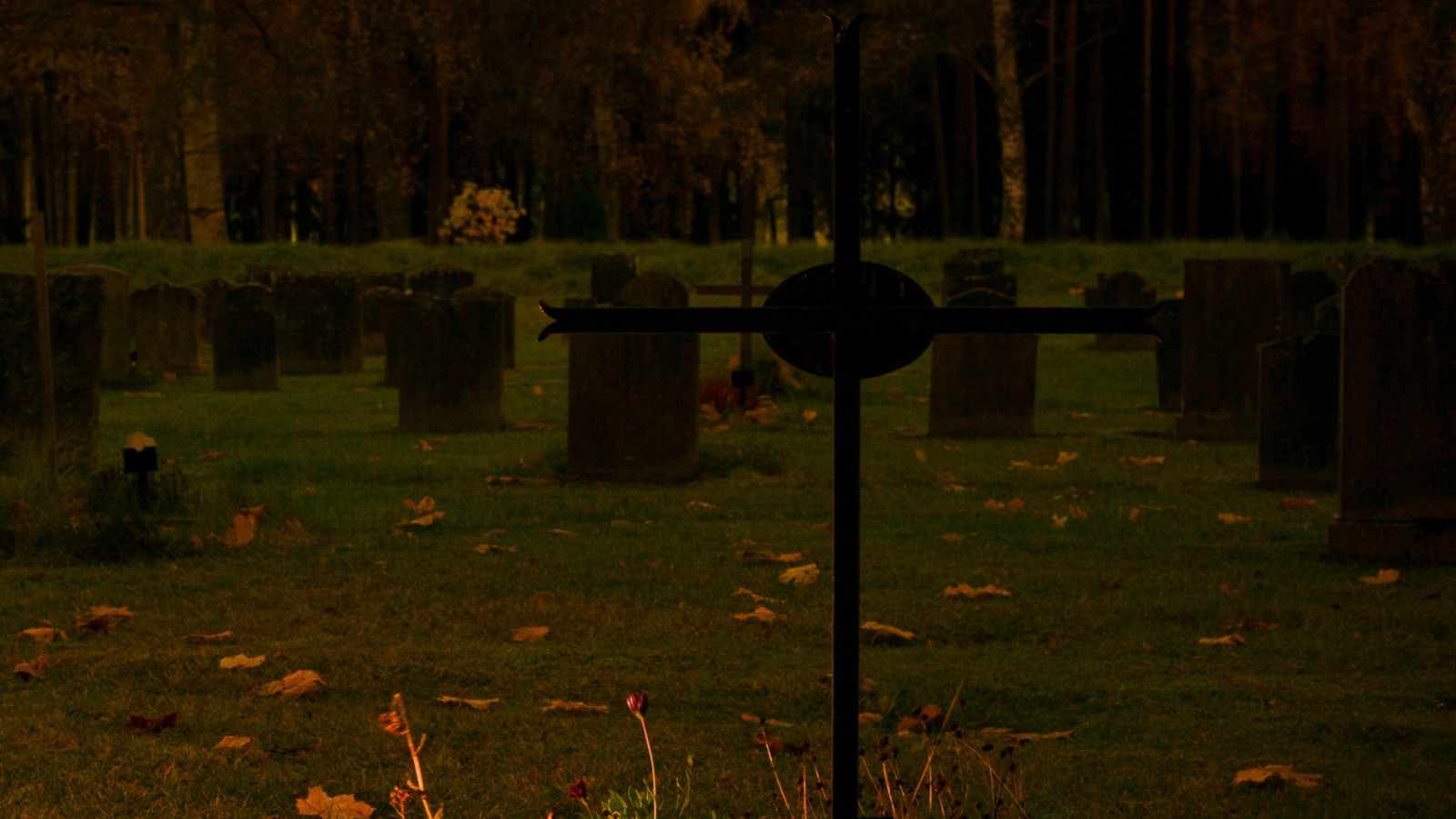 tablice nagrobkowe z plexi